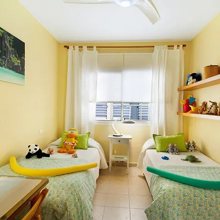 Isabel For Families * San Bartolomé