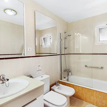Holiday home Isabel For Families